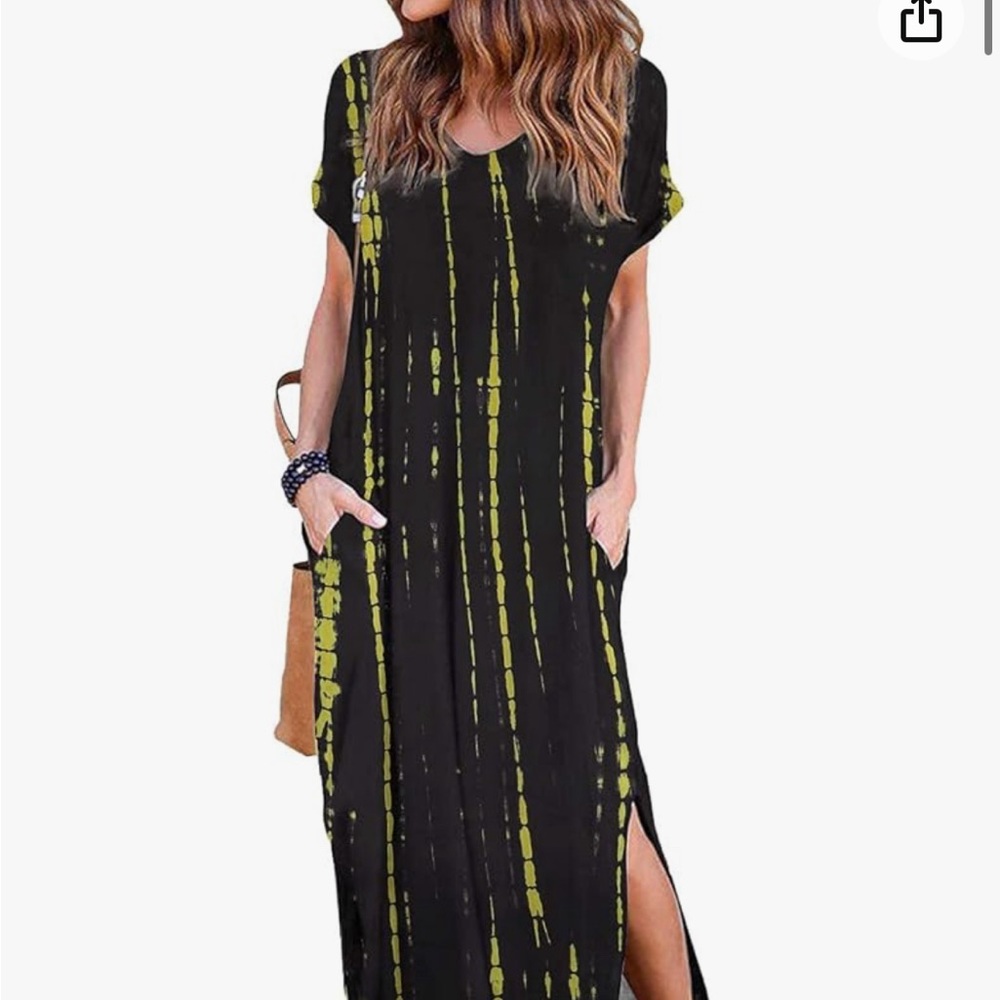 Maxi dress with pockets